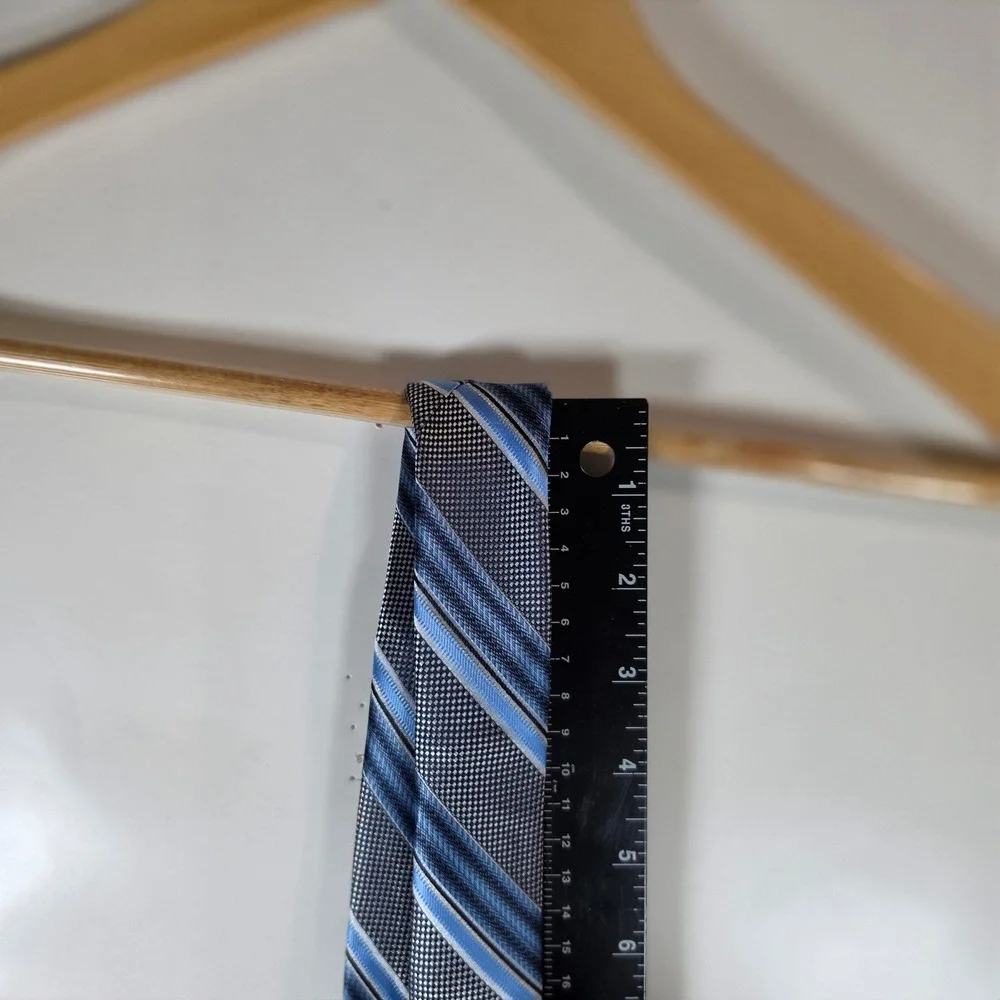 Stacy Adams Signature Gold Mens Blue Grey Striped‎ Silk Blend Necktie Tie